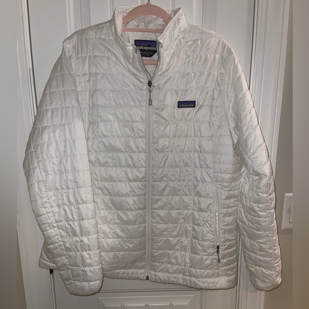 Patagonia white XXL Nano Puff insulated jacket